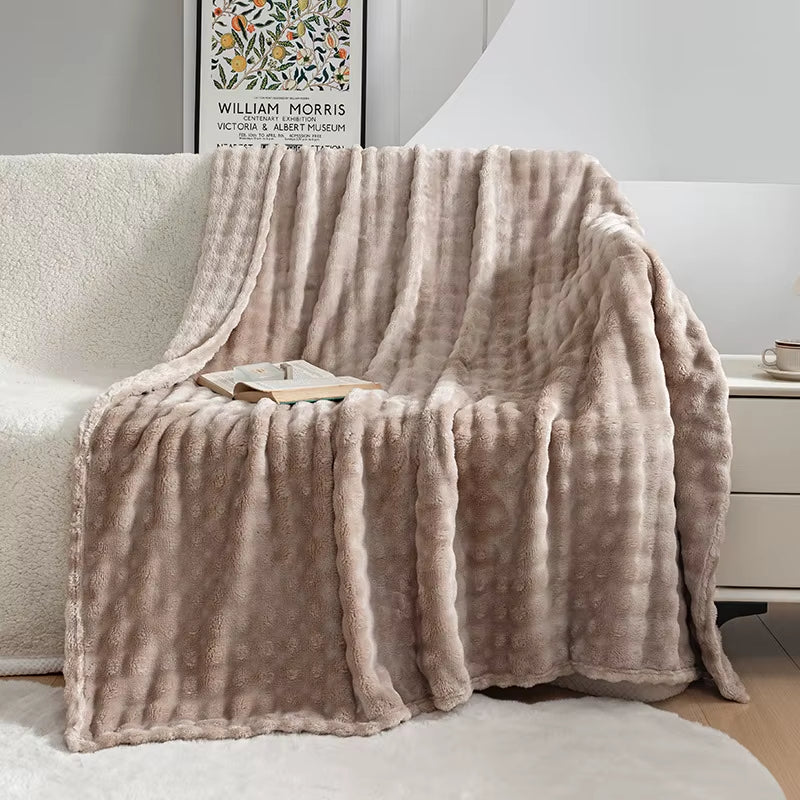 Luxury 100% Polyester Faux Rabbit Fur Blanket Cozy Warm Thicken Flannel Fleece Mink Knitted Cover for Winter King Character