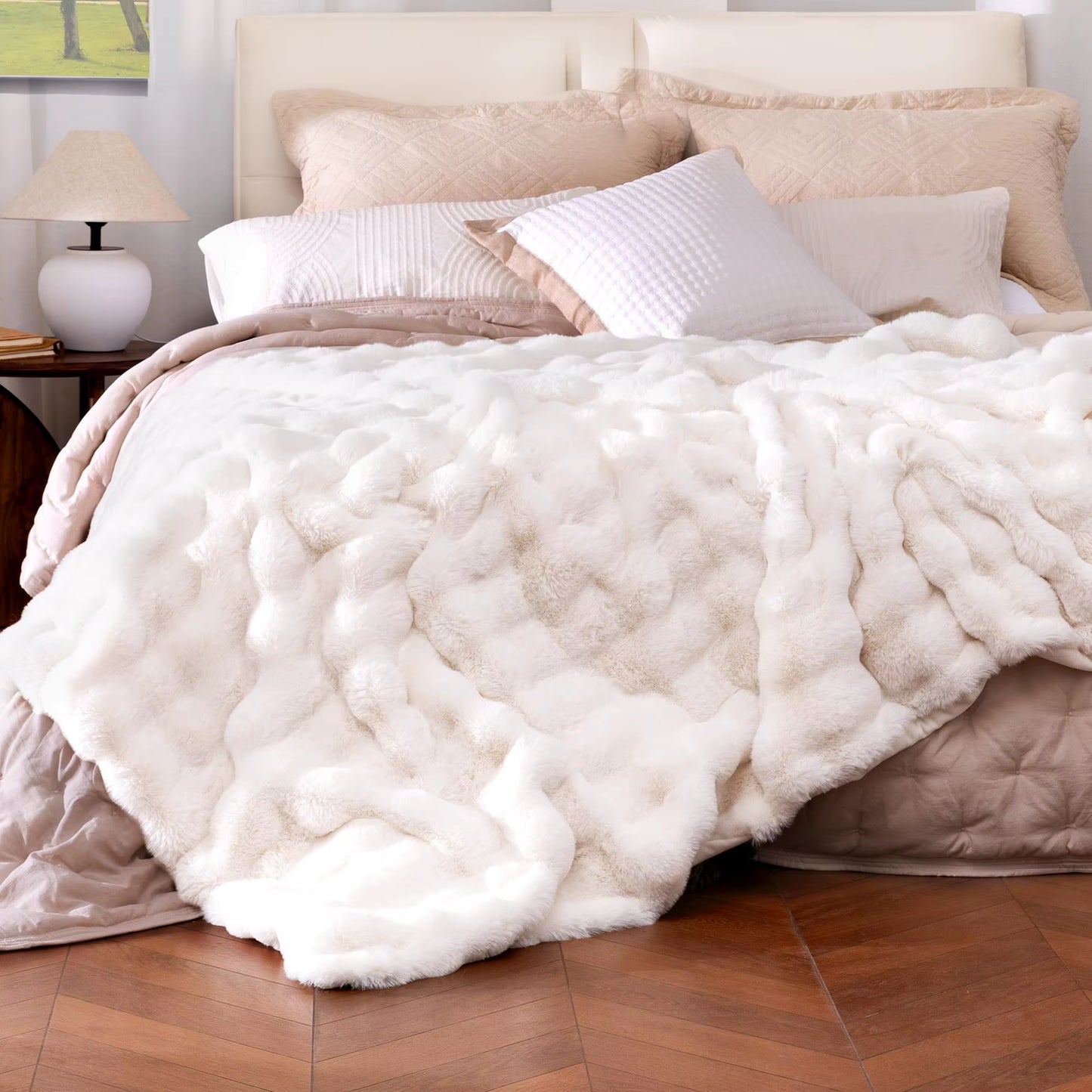 Luxury 100% Polyester Faux Rabbit Fur Blanket Cozy Warm Thicken Flannel Fleece Mink Knitted Cover for Winter King Character